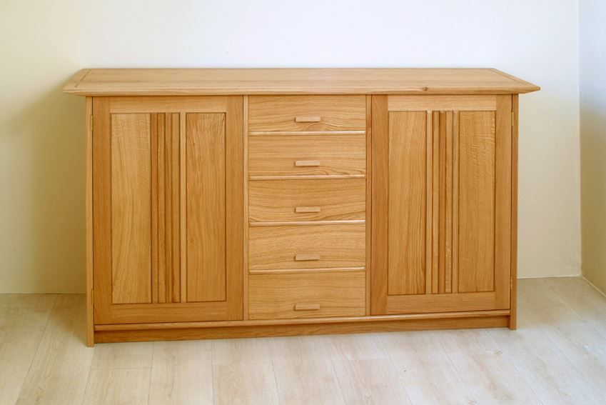 wooden side cabinet 