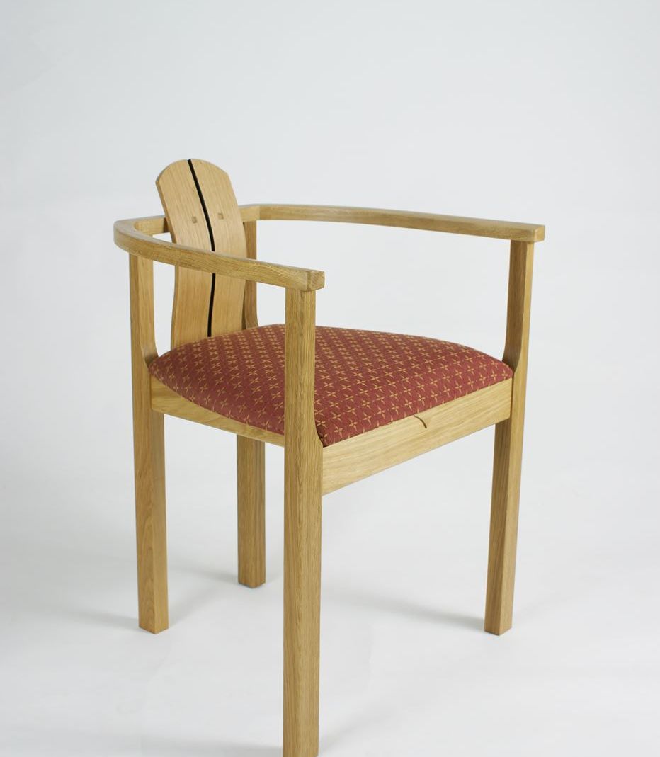wooden chair side facing 